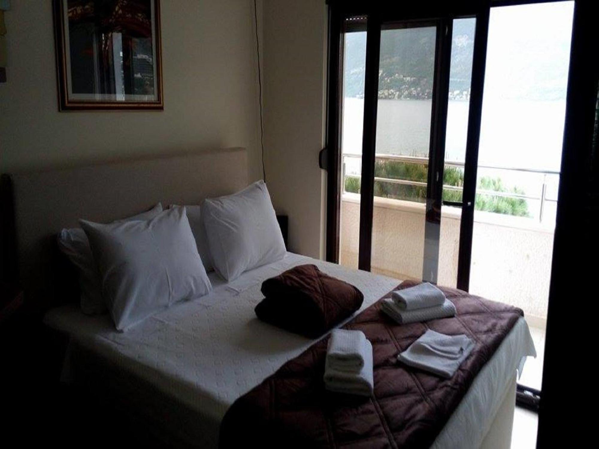 Apartments Twins Herceg Novi Kamer foto