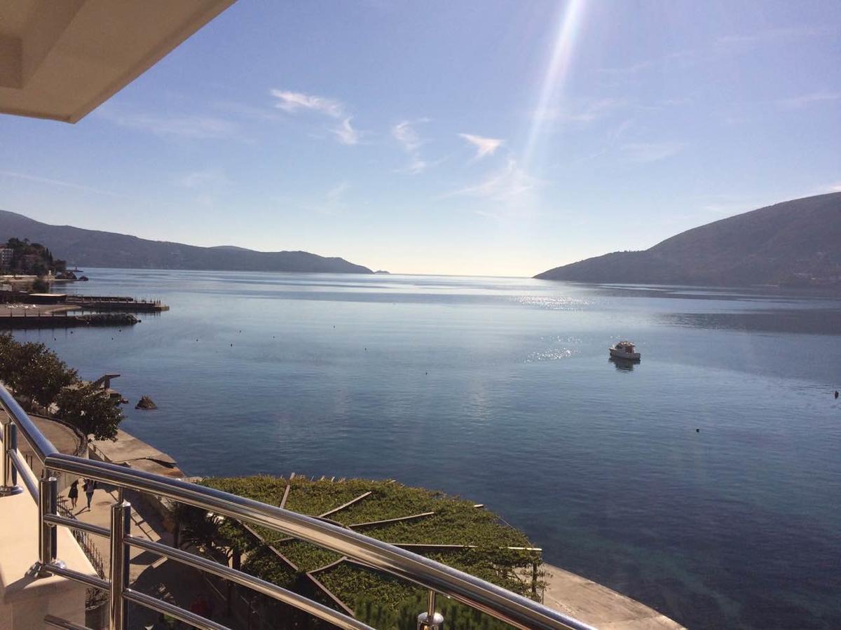 Apartments Twins Herceg Novi Buitenkant foto